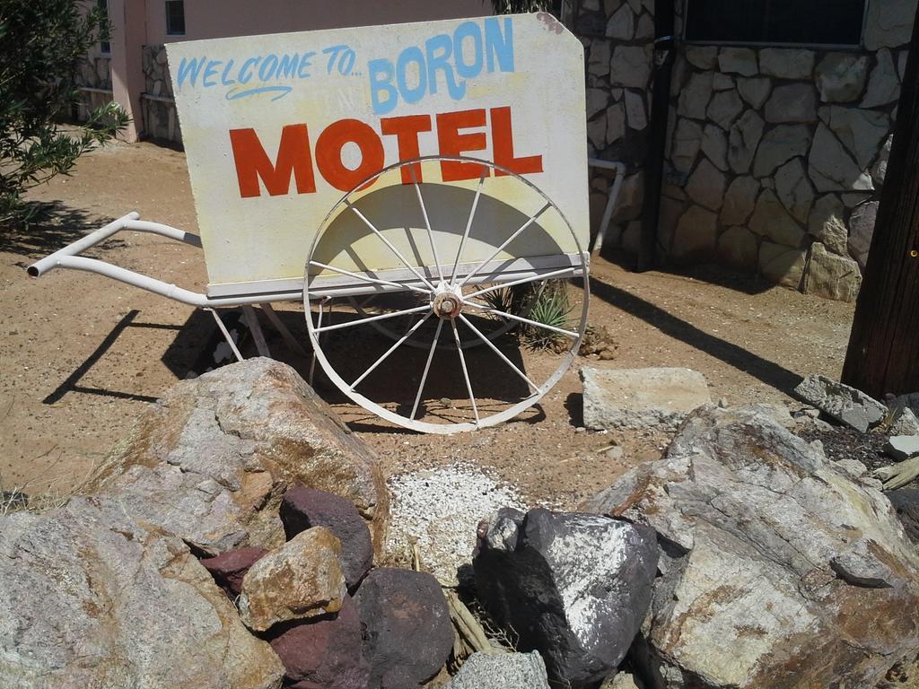 Boron Motel Eksteriør bilde