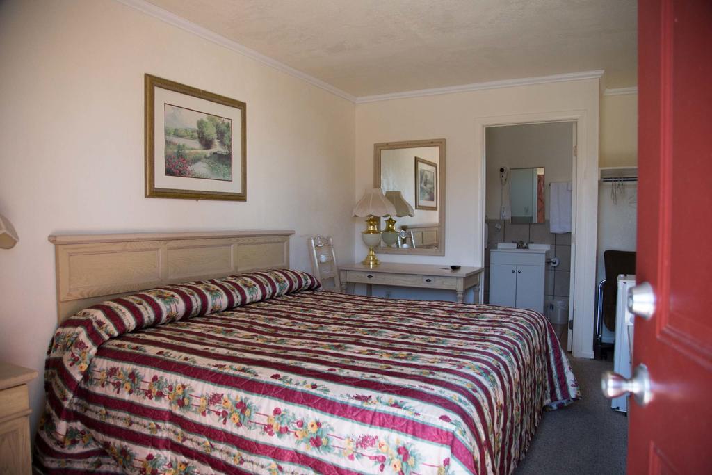 Boron Motel Eksteriør bilde
